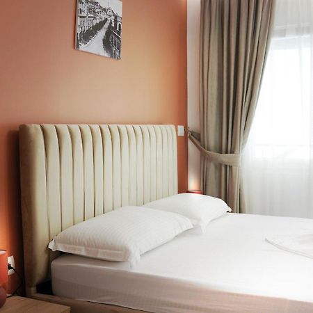Hotel Luris Golem (Tirana) Exterior foto